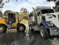 Retiradas 315 toneladas de sedimentos y residuos del Canal Río Negro en Barrios Unidos 
