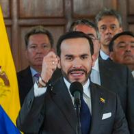 De la Espriella anuncia cambios en embajadas de Colombia con ProColombia y tumba nombramientos hechos por Petro. 