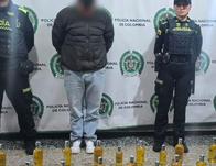 Capturado con 48 botellas de licor adulterado que pretendían llegar al mercado en Bogotá 