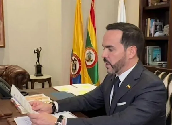 De La Espriella ya gobierna desde Barranquilla: la primera decisión