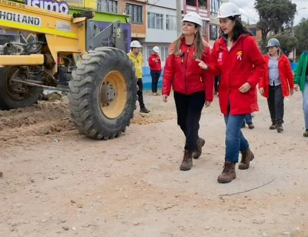 Bogotá transforma una vía en Bosa para reducir el polvo y mejorar la calidad del aire 
