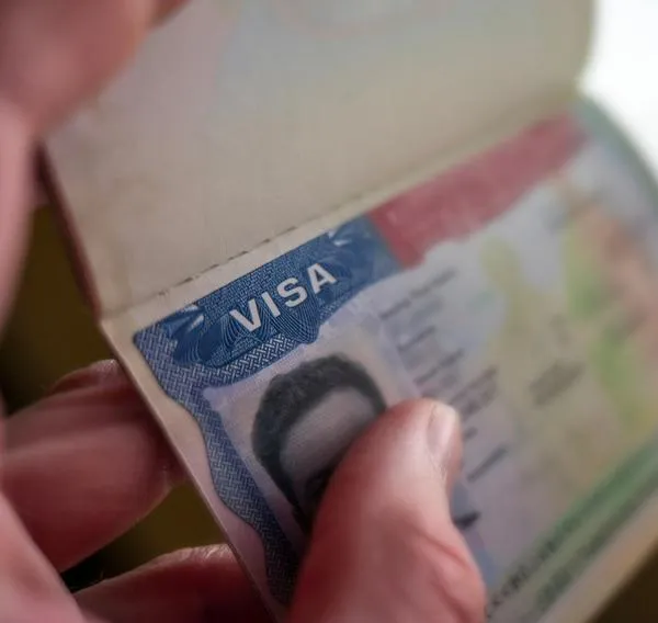 ¿Qué cambia para los colombianos tras fallo que cuestionó restricción de visas?