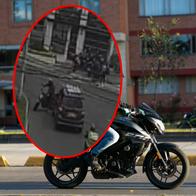 Ladrones en moto
