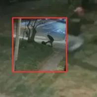 Mujer fue víctima de violento robo cuando llegaba a su casa en Engativá