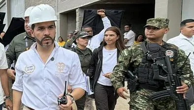 Al imperativo categórico de Abelardo de la Espriella lo explican dos informes