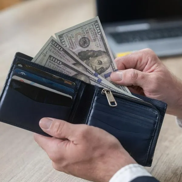Dólar hoy arrancó con nueva caída en Colombia: así está el precio