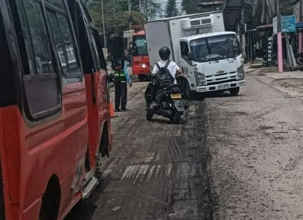 ¿Falta personal en pavimentación del Salado? La Alcaldía responde