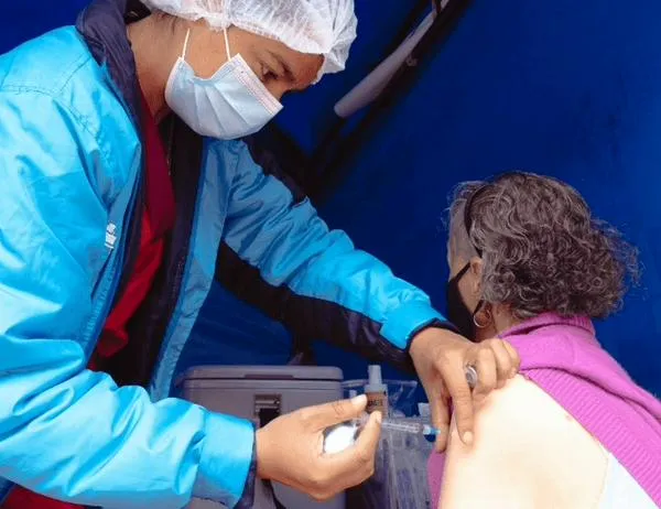 Puntos de vacunación en Bogotá para el miércoles 26 de agosto del 2026 