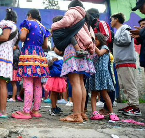 Combates entre Clan del Golfo y Eln en Chocó desplazan y confinan a más de mil personas 