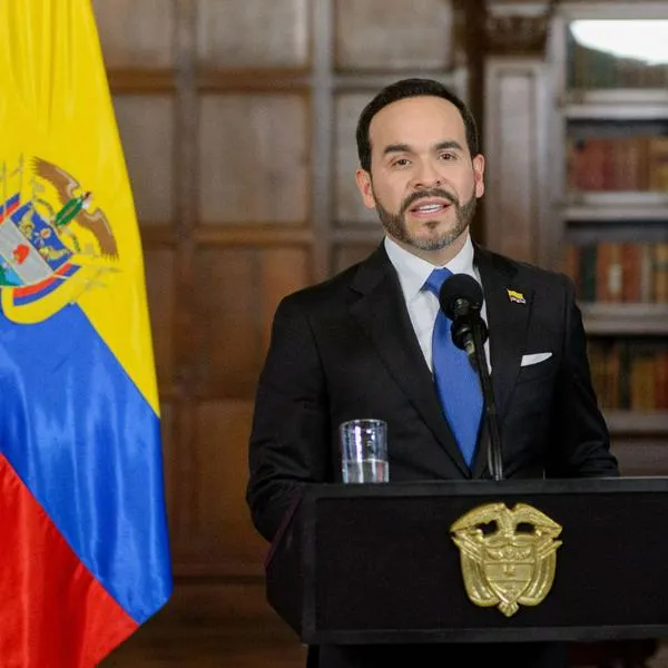 Conozca las razones por las cuales el presidente Abelardo De La Espriella cambió de planes y decidió trasladar su despacho a la Casa de Nariño.