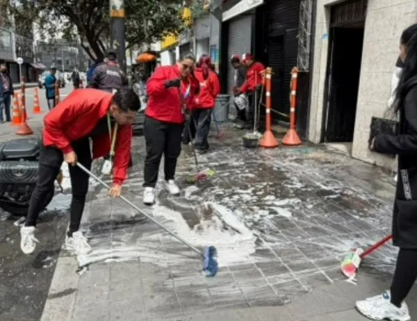 Bogotá recuperó y embelleció la zona Rosa del Restrepo con jornada de limpieza y sensibilización 