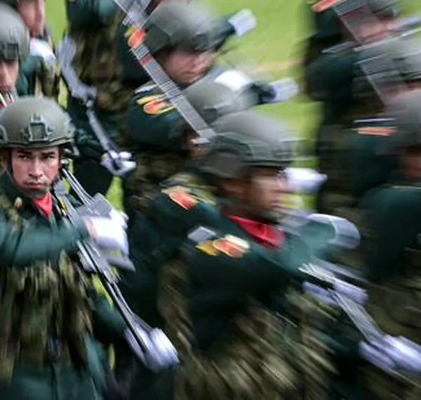 En imágenes: Así fue la ceremonia de reconocimiento a nueva cúpula de las Fuerzas Militares