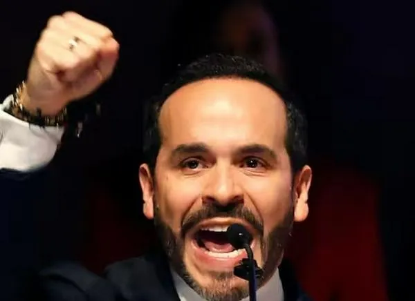 De la Espriella ordena extradición de cinco criminales