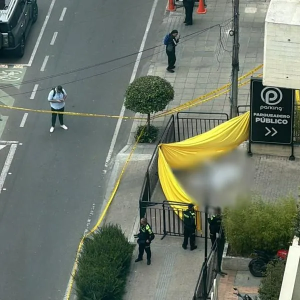 Así se vio el Cefe de Chapinero, cerca del centro comercial Andino de Bogotá, luego de que un hombre murió tras caer desde lo alto