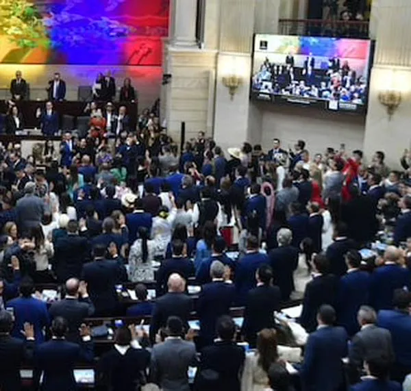 Congreso se divide frente al presupuesto de De la Espriella por COP 634,9 billones para 2027