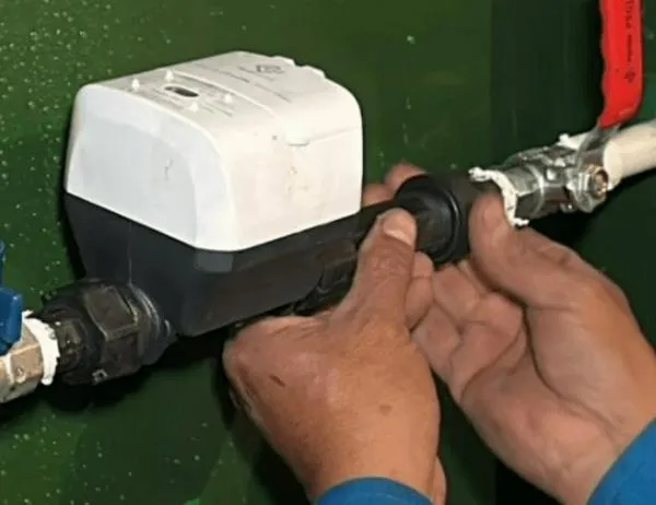 ¿Conoces un caso de robo de agua en Bogotá? Así puedes reportarlo  