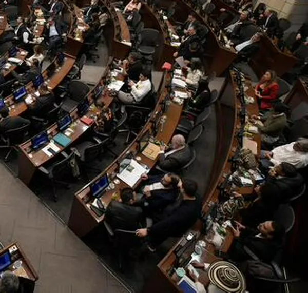 De la Espriella prepara batalla en el Congreso para aprobar su presupuesto: ¿tiene mayorías?