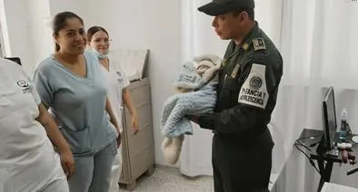 Encontraron a una bebé abandonada en un lote baldio en Antioquia