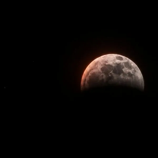 Galería | ¡Majestuoso! Las mejores fotos del eclipse lunar de agosto