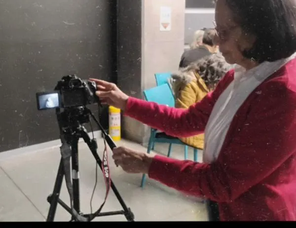 Aprende de experimentación audiovisual para personas mayores en la Cinemateca 