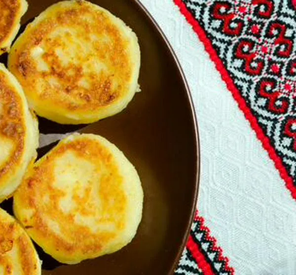 Arepitas de arroz sobrante de ayer con queso