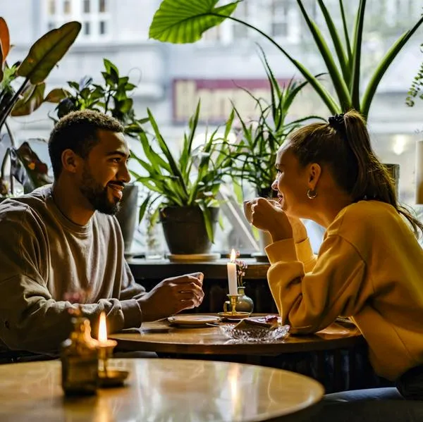 Bogotá sorprende: la tercera ciudad más cara de Latinoamérica para salir