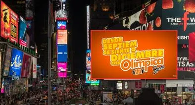 Olímpica Stereo llevó su frase de diciembre al Times Square