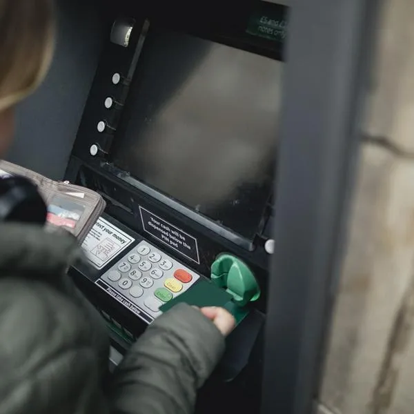 ¿Cómo retirar plata de Nequi en cajeros tras su separación de Bancolombia?
