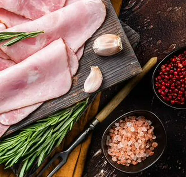 Jamón de cerdo casero estilo supermercado: receta paso a paso