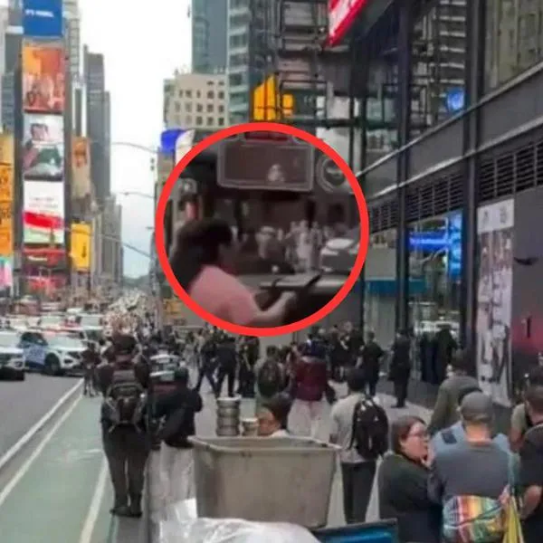 Conoce las perturbadoras publicaciones en redes sociales de Pamela Cisneros, la atacante de Times Square que mató a una vicepresidenta de Bank of America.