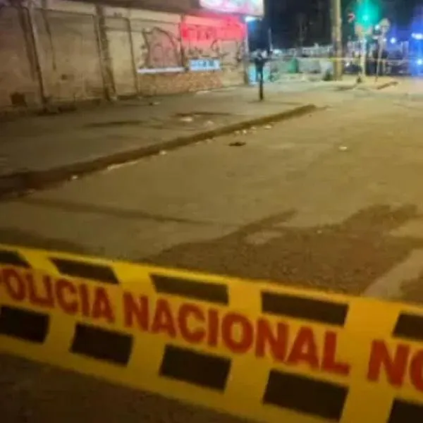 Identidad del hombre que apareció asesinado debajo de un puente en Bogotá