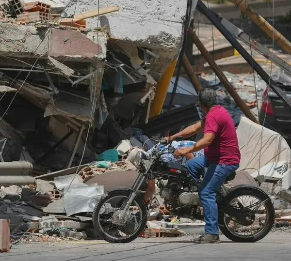 ¿Va a transitar en moto por una zona afectada por el terremoto? Estas son las recomendaciones