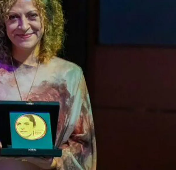 Jineth Bedoya recibió el Premio Nacional de Periodismo Silvia Galvis 2026 a la Trayectoria