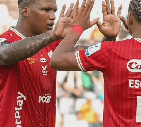 Así fue el regreso del fútbol al Pascual Guerrero, tras el terremoto; con varias medidas