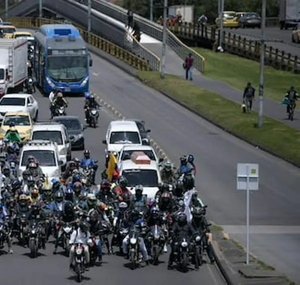 Cursos virtuales y menos trámites: así buscan facilitarle la vida a conductores en Bogotá