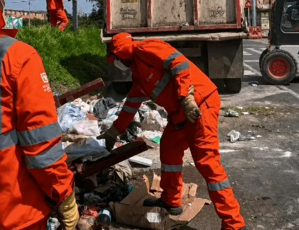 Más de 32.700 toneladas de residuos voluminosos retiradas de las calles de Bogotá durante agosto de 2026 