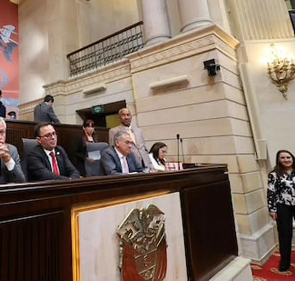 Congresistas piden a ministros asistir a comisiones económicas para aprobar sus presupuestos