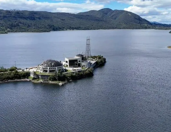 Cuidar el agua y garantizar su acceso, el centro de la estrategia de seguridad hídrica de Bogotá  