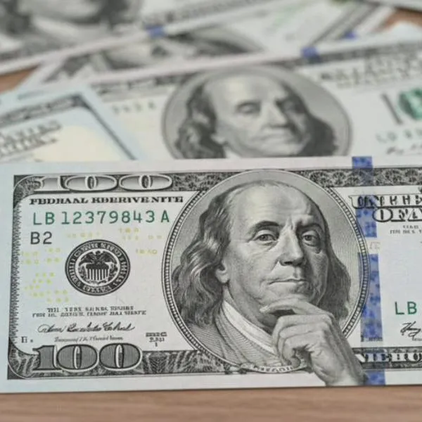 Gobierno De la Espriella ratifica que no intervendrá el dólar y revela causas de su caída
