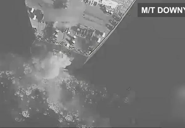 Estados Unidos dice haber destruido tres petroleros iraníes, en represalia por un ataque previo de Irán
