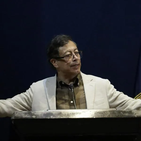 Fusiles hechos en Colombia que prometió Petro, desechados por fallas