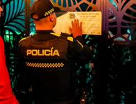 Tres establecimientos suspendidos y más de 130 licores destruidos en operativo en Puente Aranda  