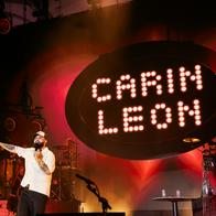 Descubre los detalles del histórico concierto de Carín León en la Sphere de Las Vegas, donde brilló con tecnología de punta y grandes invitados.  