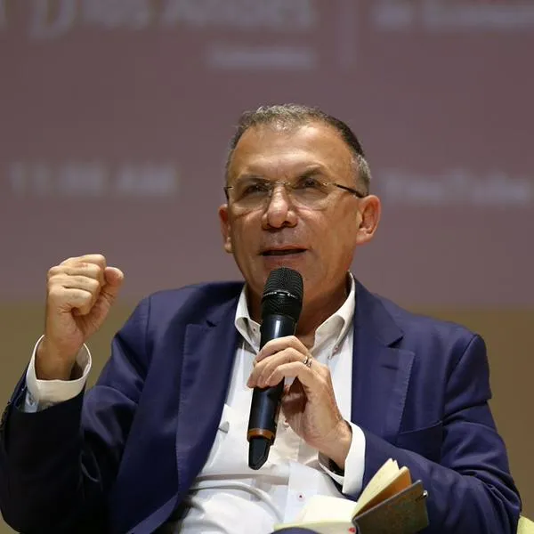 Roy Barreras anuncia su retiro definitivo y revela su nuevo rumbo