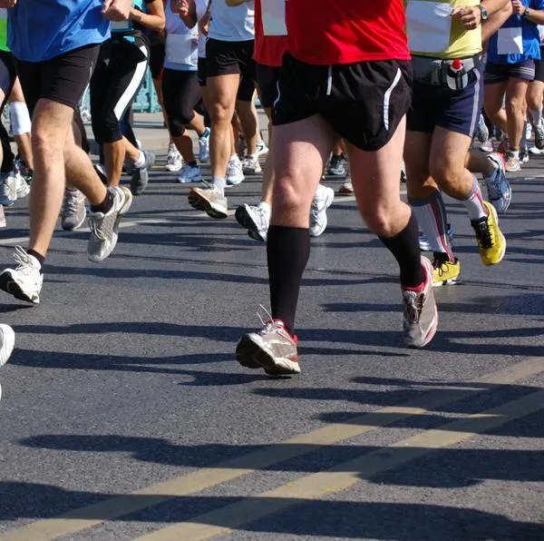 Maratón Medellín 2026: dos corredores terminaron hospitalizados, según 'Fico'