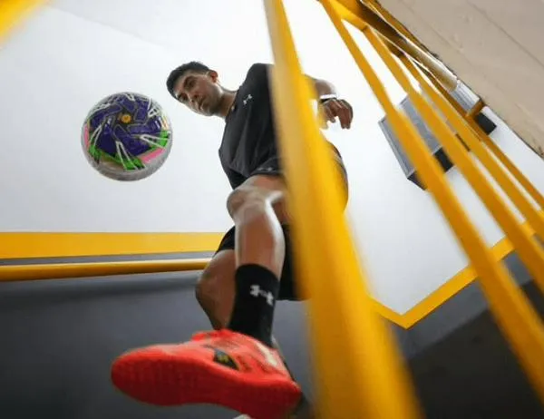 Sin dejar caer la pelota, el bogotano Daniel Serna transformó la frustración en fortaleza 