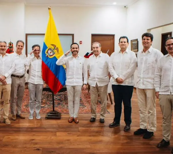 Abelardo de la Espriella y grupo empresarial llegan al Chocó para coordinar apoyo tras sismo