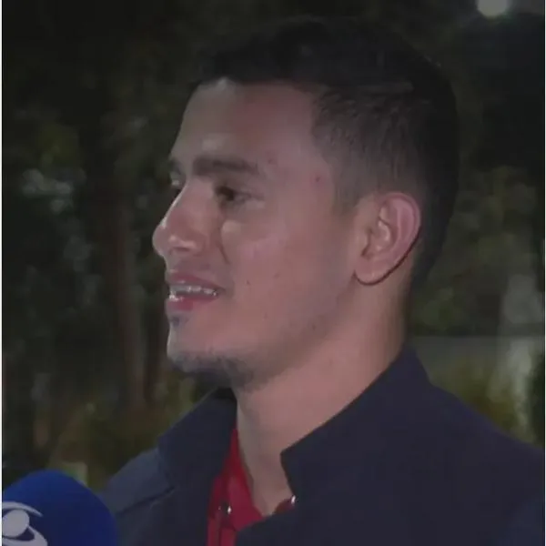 Habla hombre que le salvó la vida a mujer que estaba siendo atacada con cuchillo por su expareja