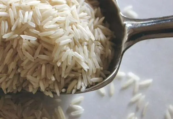 ¿Hay que lavar el arroz antes de cocinarlo? Esto dice la ciencia