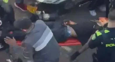 Joven entró a colegio con un arma y resultó herido; dicen que buscaba al rector